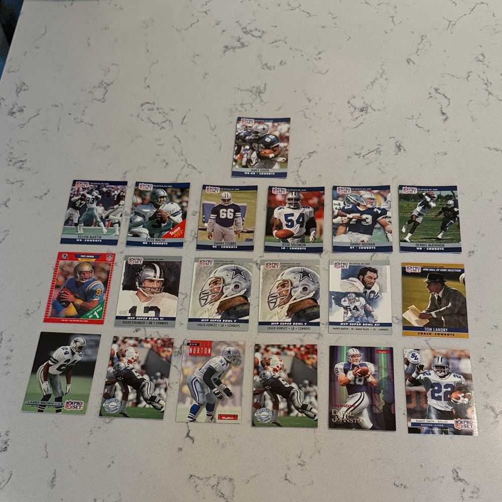 Dallas Cowboy NFL Football Card Bundle